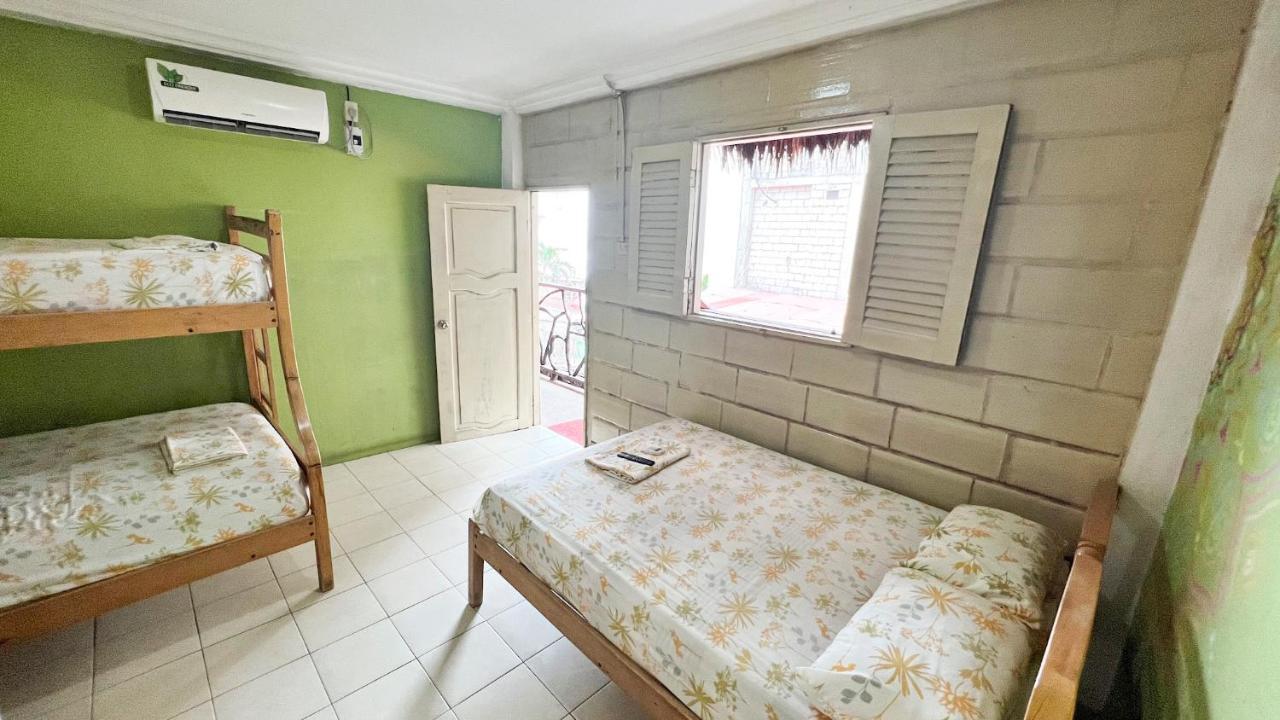 Arrecife Montanita Hostal エクステリア 写真