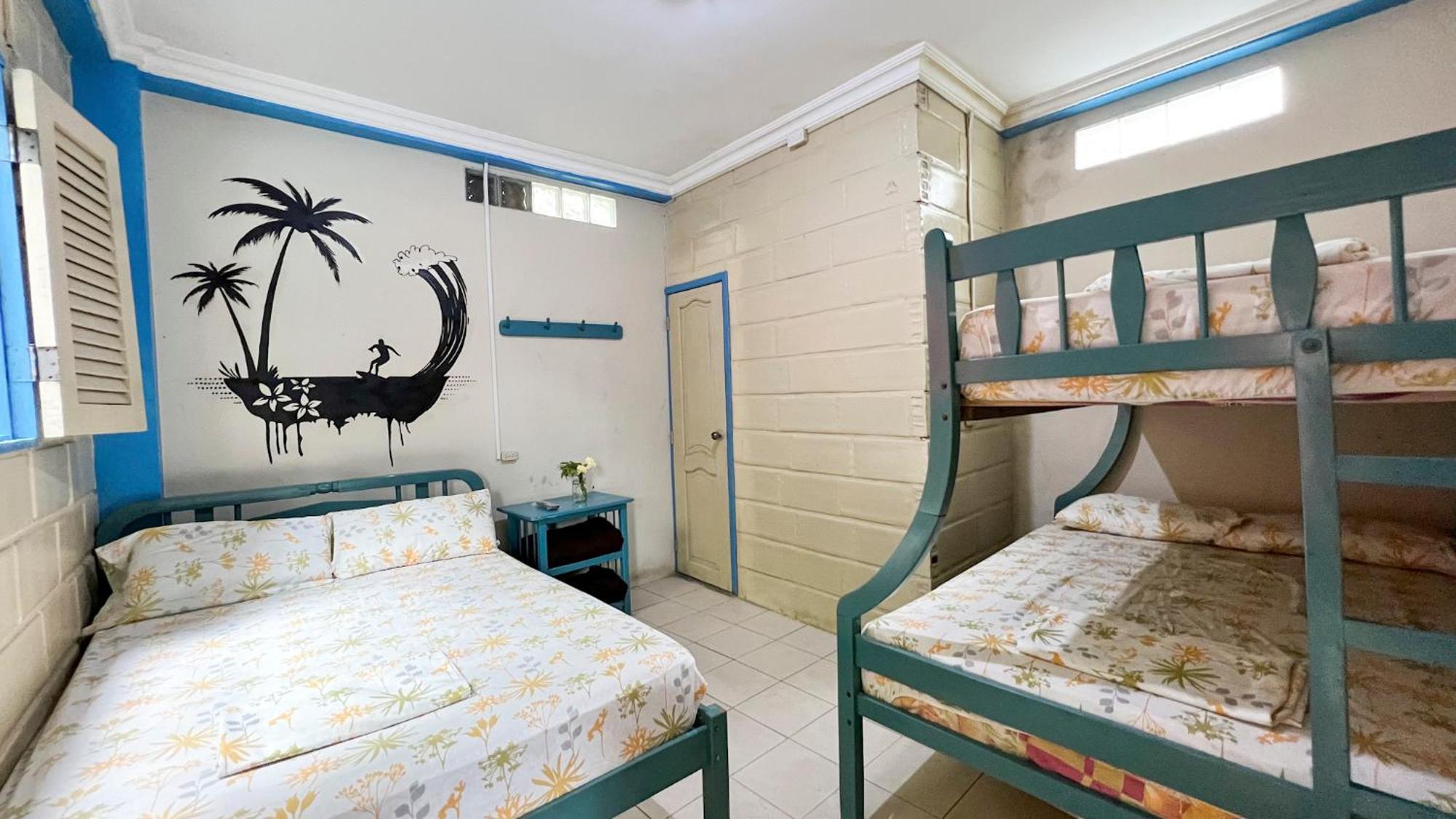 Arrecife Montanita Hostal エクステリア 写真